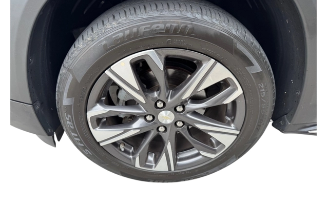 imagem-https://www.socarrao.com.br/sc-vehicle-images-prod/3776780/1789575364878-Xvs3IoyVsV0cuixayI9HcdSQAIyXcvXp.jpg