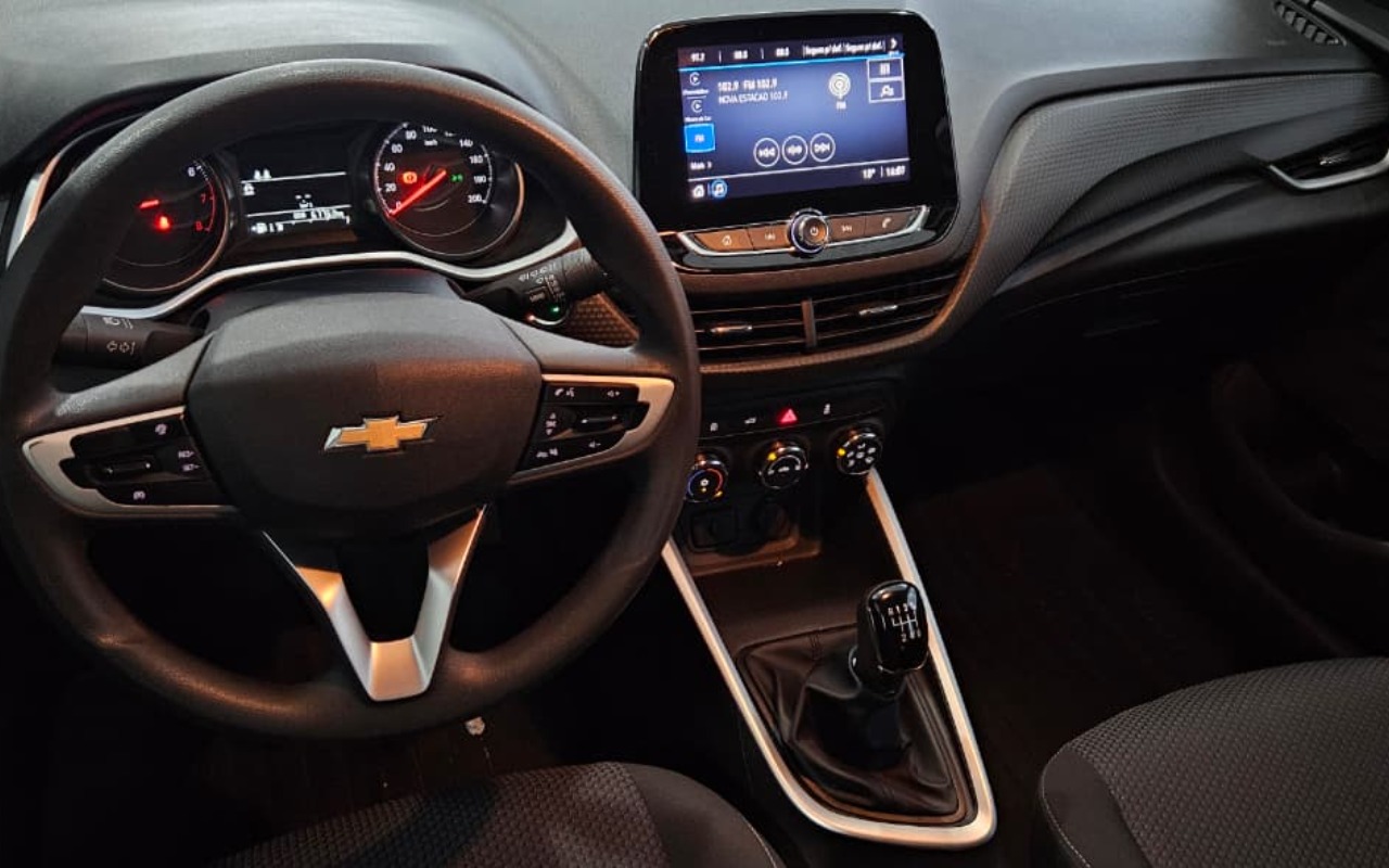imagem-https://www.socarrao.com.br/sc-vehicle-images-prod/3776859/1789137207923-MmEzOTNhMDAtMGY5Ny00OWIwLTlkMjQtN2NjODdhOThiYzIzLmpwZw.jpg