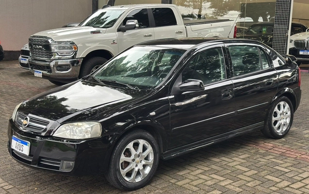 imagem-https://www.socarrao.com.br/sc-vehicle-images-prod/3777001/1789137405130-4_025109.jpg