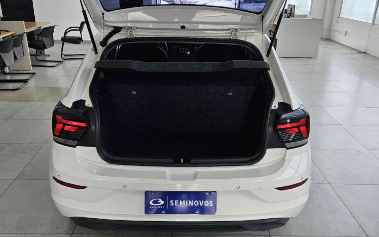 imagem-https://www.socarrao.com.br/sc-vehicle-images-prod/3777009/1789137435463-YXBwLXBob3Rvcy1ndkczekxDYVAyaDRPMTVrMU55N1dFZnFUSWJ3d0dqZS5qcGc.jpg