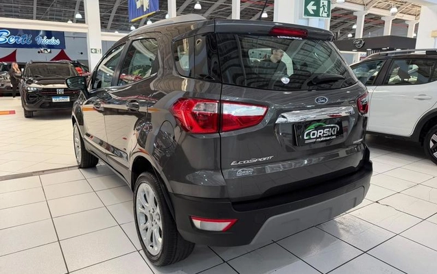 imagem-https://www.socarrao.com.br/sc-vehicle-images-prod/3777120/1789665675837-8465821_16_B_96b5c66ec9.jpeg