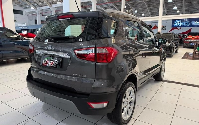 imagem-https://www.socarrao.com.br/sc-vehicle-images-prod/3777120/1789665675839-8465821_18_B_f9654f517d.jpeg
