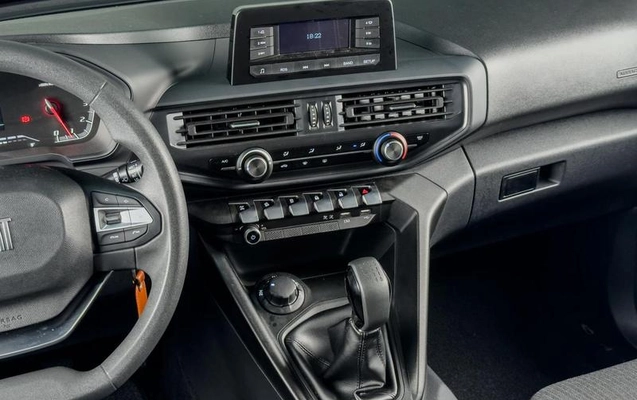 imagem-https://www.socarrao.com.br/sc-vehicle-images-prod/3777175/1789577260183-8465198_7_B_09fcad7d1d.jpeg