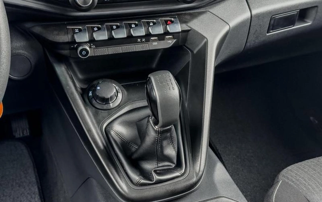 imagem-https://www.socarrao.com.br/sc-vehicle-images-prod/3777175/1789577260185-8465198_8_B_7a4978d8a5.jpeg