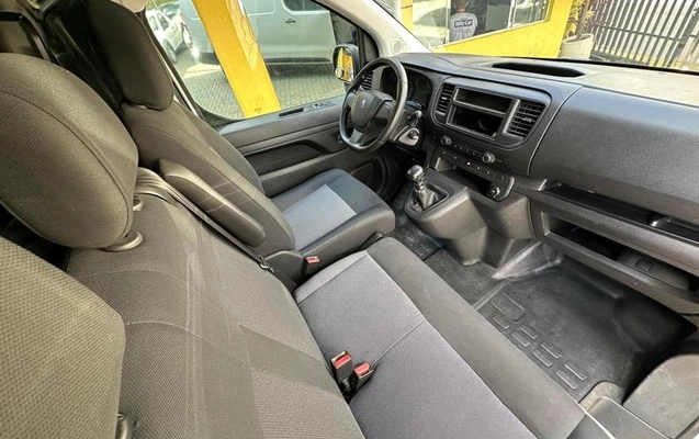 imagem-https://www.socarrao.com.br/sc-vehicle-images-prod/3777177/1789167740361-8459425_11_B_0a6798b6a1.jpeg