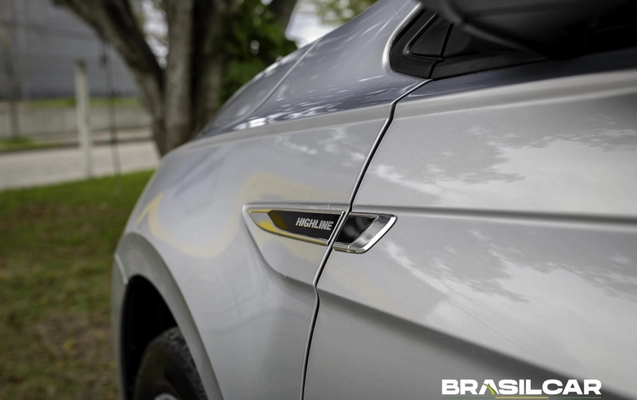 imagem-https://www.socarrao.com.br/sc-vehicle-images-prod/3777226/1789138132750-003_ef2603c20ac7e2d2108c2fc96365bef7.jpg