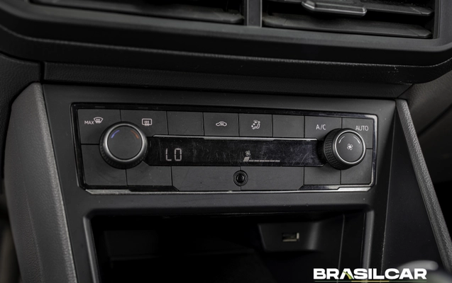 imagem-https://www.socarrao.com.br/sc-vehicle-images-prod/3777226/1789138132781-003_2cce6a69ae8b5114d266fc286a2ca61e.jpg