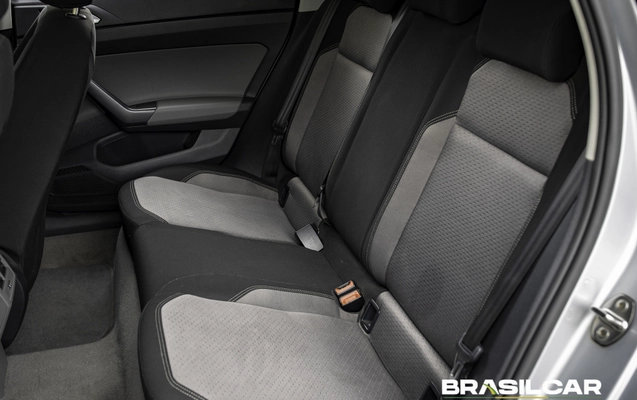 imagem-https://www.socarrao.com.br/sc-vehicle-images-prod/3777226/1789138132824-003_5ea15f674920e58944b1bd271246e4da.jpg