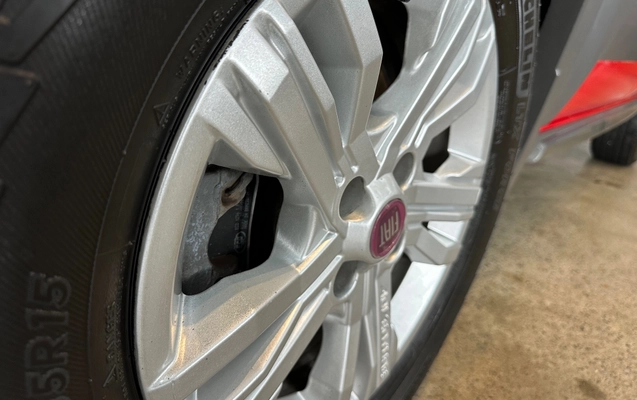 imagem-https://www.socarrao.com.br/sc-vehicle-images-prod/3777227/1789138148356-e58f2209b4c748869e58877a96d162f6_1789138040683.jpg