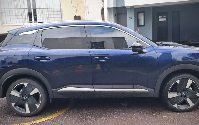 imagem-https://www.socarrao.com.br/sc-vehicle-images-prod/3777245/1789138171195-ZDBjNmZmMmUtZDQ5Yy00ODBlLWEyMDQtMTYzOGMzMzMyMDZmLmpwZw.jpg
