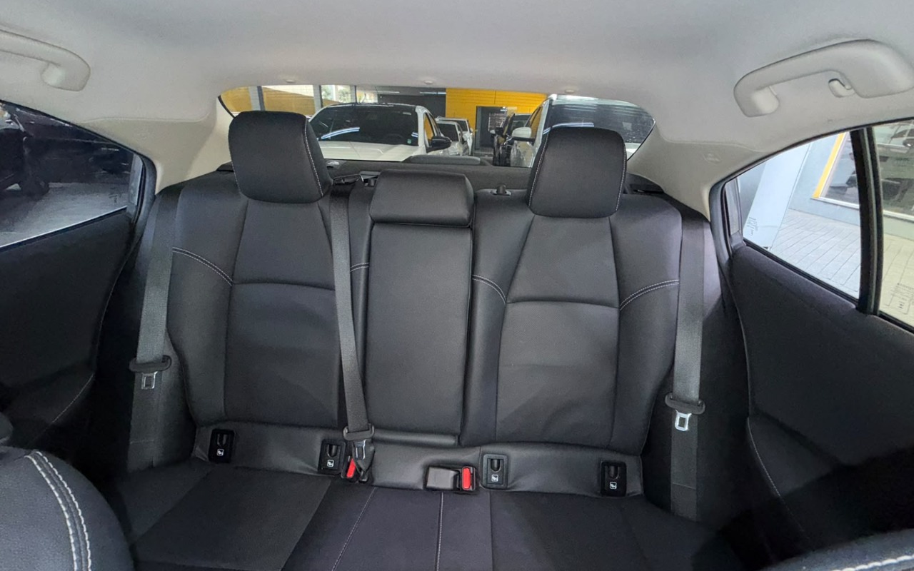 imagem-https://www.socarrao.com.br/sc-vehicle-images-prod/3777312/1789138289142-MTguanBlZw.jpeg