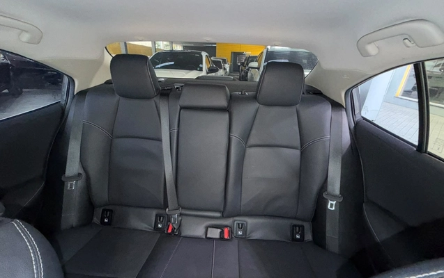 imagem-https://www.socarrao.com.br/sc-vehicle-images-prod/3777312/1789138289142-MTguanBlZw.jpeg