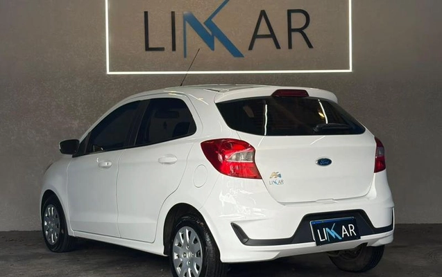 imagem-https://www.socarrao.com.br/sc-vehicle-images-prod/3777333/1789138346566-8453596_4_B_84a87d884c.jpeg