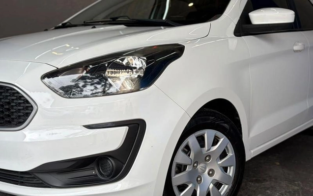 imagem-https://www.socarrao.com.br/sc-vehicle-images-prod/3777333/1789138346570-8453596_12_B_e12f0afd74.jpeg