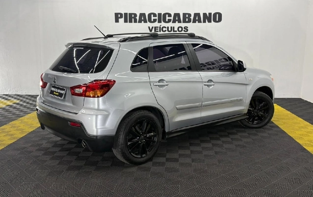 imagem-https://www.socarrao.com.br/sc-vehicle-images-prod/3777369/1789138456078-8d16dcba-980d-cfaf-5f7b-5e1c6b6ce69f-whatsappimage2026-09-01at1733312jpeg.jpg