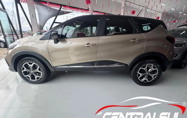 imagem-https://www.socarrao.com.br/sc-vehicle-images-prod/3777514/1789138798039-179ecece53f849a2a69194f46c7bbcc6_1789138650991.jpg