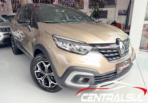 Renault Captur 2022 Bege — foto 1 de 3
