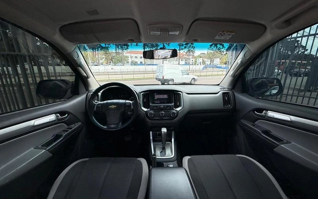 imagem-https://www.socarrao.com.br/sc-vehicle-images-prod/3777515/1789505336246-8405747_13_B_d9a06ec7c1.jpeg