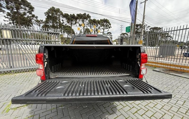 imagem-https://www.socarrao.com.br/sc-vehicle-images-prod/3777515/1789505336254-8405747_20_B_3e8dec8ad6.jpeg