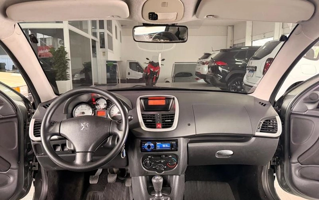 imagem-https://www.socarrao.com.br/sc-vehicle-images-prod/3777516/1789155790387-8419055_9_B_b50c7921d4.jpeg