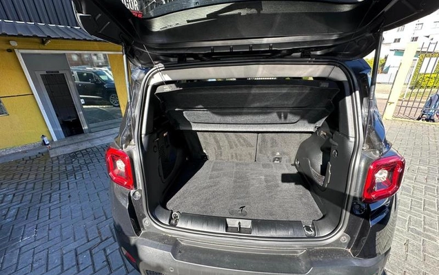 imagem-https://www.socarrao.com.br/sc-vehicle-images-prod/3777775/1789218931816-8459373_5_B_5a3e166e94.jpeg