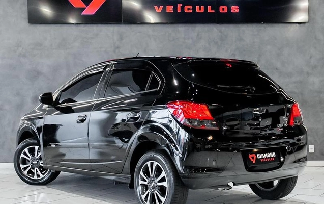 imagem-https://www.socarrao.com.br/sc-vehicle-images-prod/3777860/1789139747738-8467509_12_B_46ae54552e.jpeg