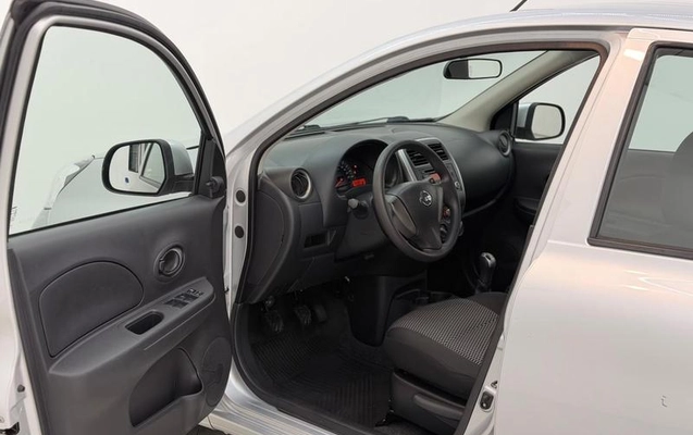 imagem-https://www.socarrao.com.br/sc-vehicle-images-prod/3778174/1789140438461-8461224_8_B_00932c7f57.jpeg