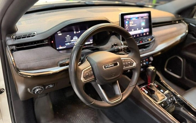 imagem-https://www.socarrao.com.br/sc-vehicle-images-prod/3778184/1789140566286-8406122_8_B_f175f84322.jpeg
