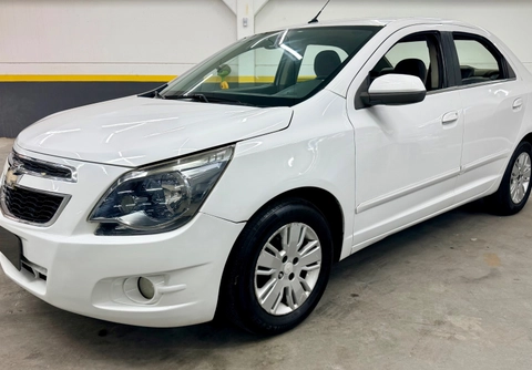 Chevrolet Cobalt 2015 Branco — foto 1 de 3