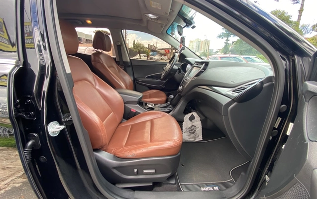 imagem-https://www.socarrao.com.br/sc-vehicle-images-prod/3778326/1789148203344-OS5qcGVn.jpeg