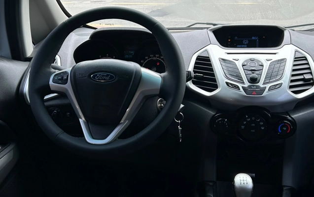 imagem-https://www.socarrao.com.br/sc-vehicle-images-prod/3778528/1789505500456-003_eceb526e35ccbdd153f9a72bcbb839a2.jpeg