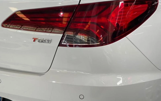 imagem-https://www.socarrao.com.br/sc-vehicle-images-prod/3778583/1789141556950-8467176_9_B_d182d65198.jpeg