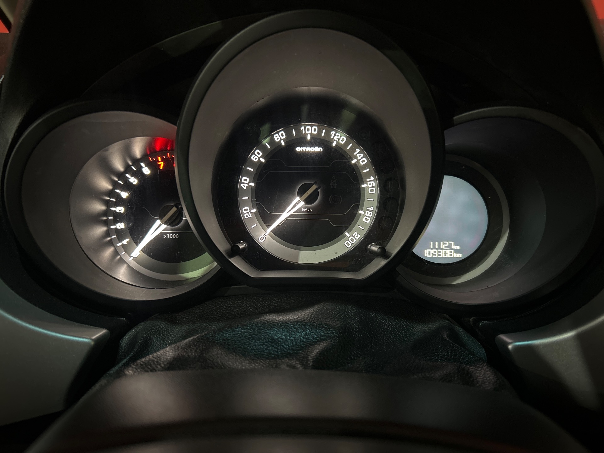 imagem-https://www.socarrao.com.br/sc-vehicle-images-prod/37786/1769988682421-7237185OR_1769082243_29_230.jpg