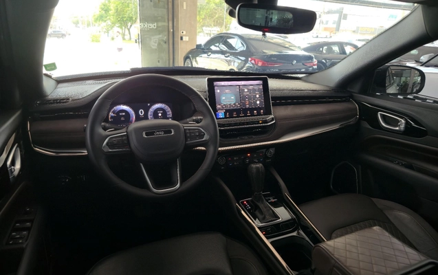imagem-https://www.socarrao.com.br/sc-vehicle-images-prod/3778603/1789142915177-4cccab709baa4bb196c703a573a78897_1789142865256.jpg