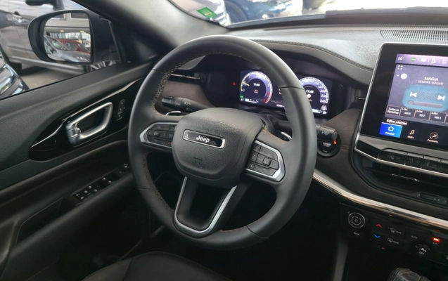imagem-https://www.socarrao.com.br/sc-vehicle-images-prod/3778603/1789142915186-4f6aca3d6eb84fde962c5e2d1f7027f5_1789142865300.jpg
