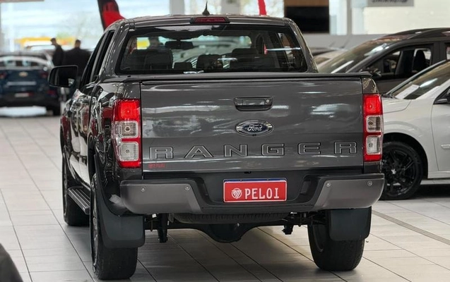 imagem-https://www.socarrao.com.br/sc-vehicle-images-prod/3778733/1789397665523-8467251_17_B_e8719c4b3c.jpeg