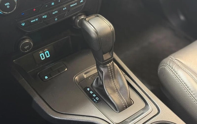 imagem-https://www.socarrao.com.br/sc-vehicle-images-prod/3778733/1790000342946-8467251_9_B_9686533574.jpeg