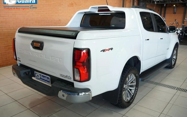 imagem-https://www.socarrao.com.br/sc-vehicle-images-prod/3778836/1789397413092-8438352_23_B_4b2a1c4bb6.jpeg