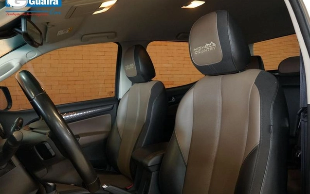 imagem-https://www.socarrao.com.br/sc-vehicle-images-prod/3778836/1789397413096-8438352_1_B_a46c579529.jpeg