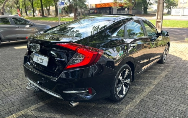 imagem-https://www.socarrao.com.br/sc-vehicle-images-prod/3779030/1789142837304-14_010505.jpg
