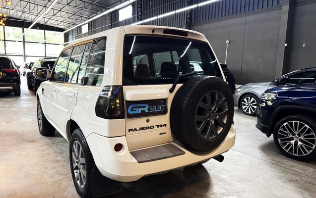imagem-https://www.socarrao.com.br/sc-vehicle-images-prod/3779085/1789142910919-003_870f96344d3b382500434f067d213ec5.jpg