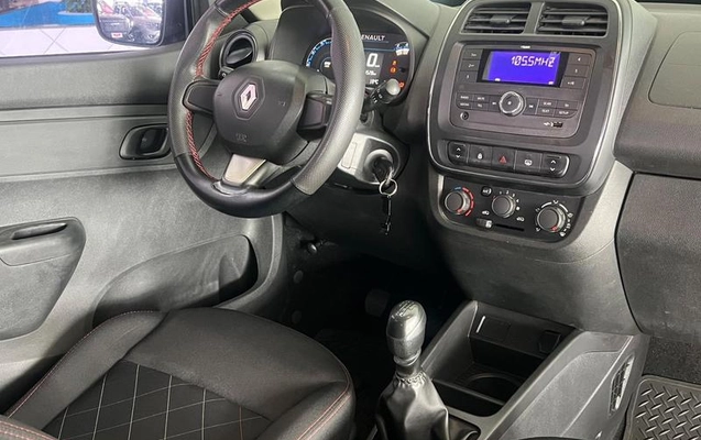 imagem-https://www.socarrao.com.br/sc-vehicle-images-prod/3779101/1789390508053-8456353_13_B_4b1290bb9c.jpeg
