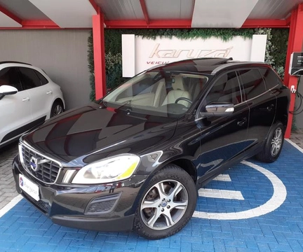Volvo XC60 2.0 T5 5p 2013 Preto — foto 1 de 3