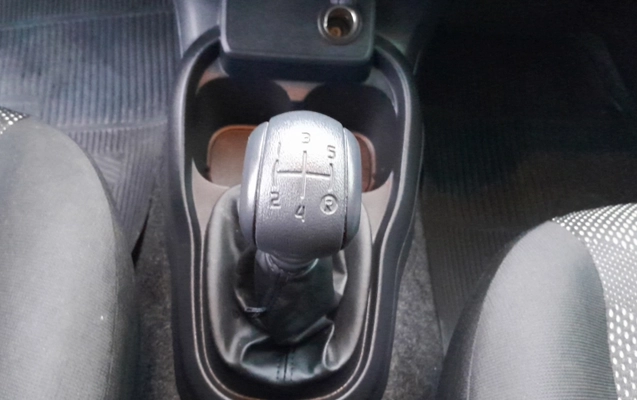 imagem-https://www.socarrao.com.br/sc-vehicle-images-prod/3779183/1789143155506-WHa7dbN6k4YyolWWE4AnJVLCo9XuYDw13ECE.jpg