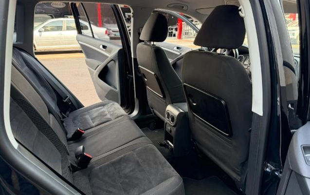 imagem-https://www.socarrao.com.br/sc-vehicle-images-prod/3779197/1789143224360-1789136485290.16.jpg