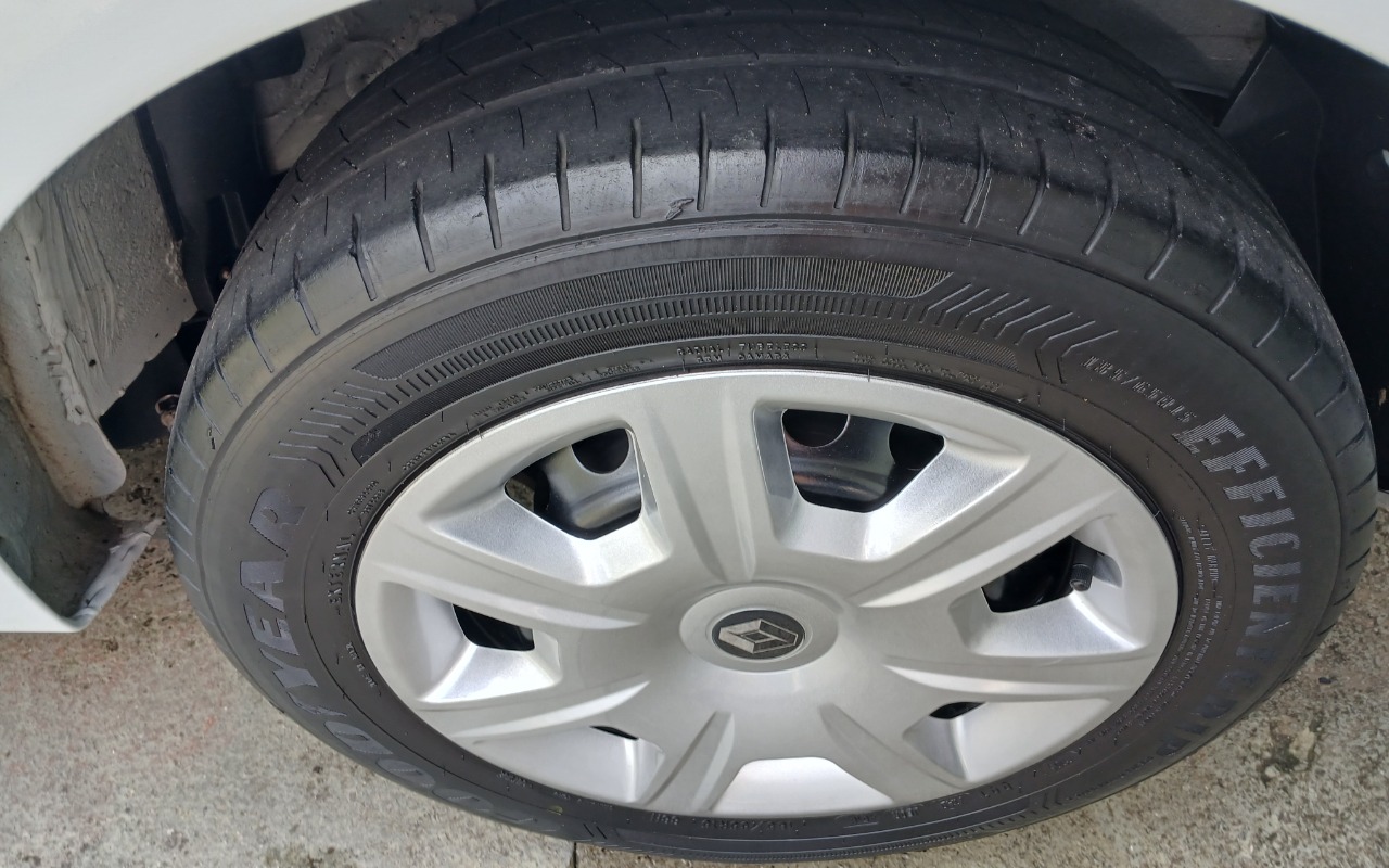 imagem-https://www.socarrao.com.br/sc-vehicle-images-prod/3779264/1789143427840-MTc4OTE0MjU4NTE0MjMwNDc0MjU2MzQxMDg4Mzk2ODAuanBn.jpg