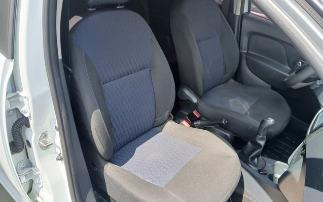imagem-https://www.socarrao.com.br/sc-vehicle-images-prod/3779264/1789143430334-MTc4OTE0MzExNjExMTMwNDQwMTUwNDg1MTIxMTY1NDIuanBn.jpg