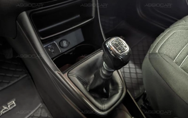 imagem-https://www.socarrao.com.br/sc-vehicle-images-prod/3779279/1789403929872-8404540_3_B_57bc7cd9f2.jpeg