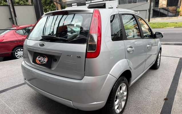 imagem-https://www.socarrao.com.br/sc-vehicle-images-prod/3779315/1789143567394-gb-0da4856.jpeg