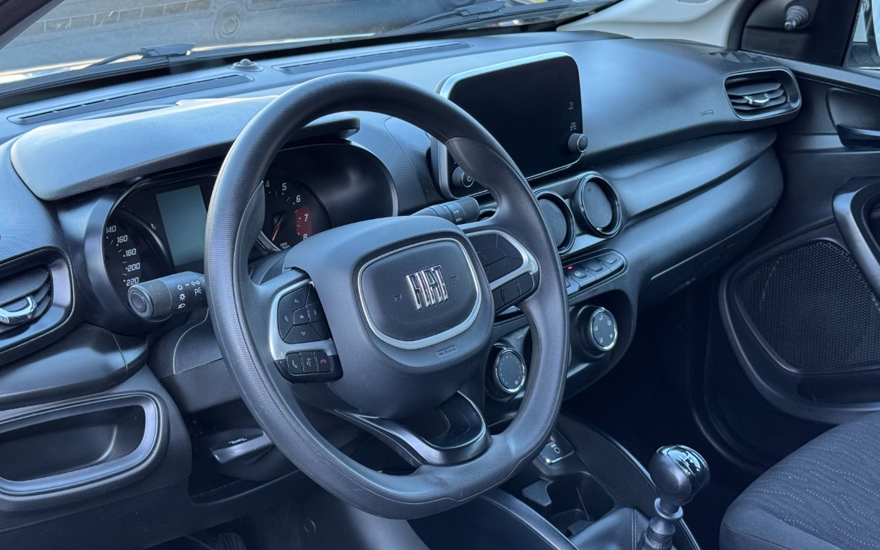 imagem-https://www.socarrao.com.br/sc-vehicle-images-prod/3779782/1789144634073-SU1HXzIzNjMuanBlZw.jpeg